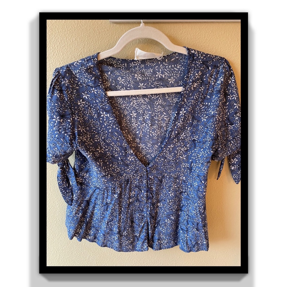 Blue blouse